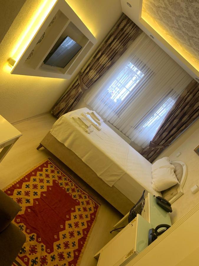 Elisa Hotel Истанбул Екстериор снимка