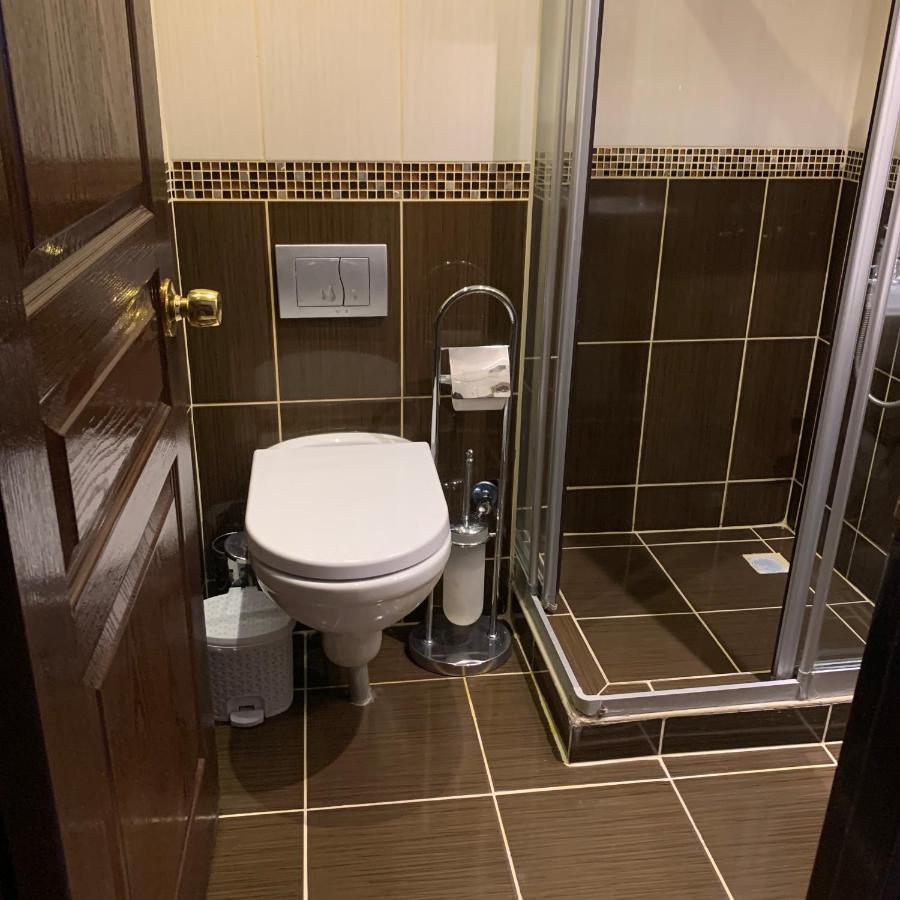 Elisa Hotel Истанбул Екстериор снимка
