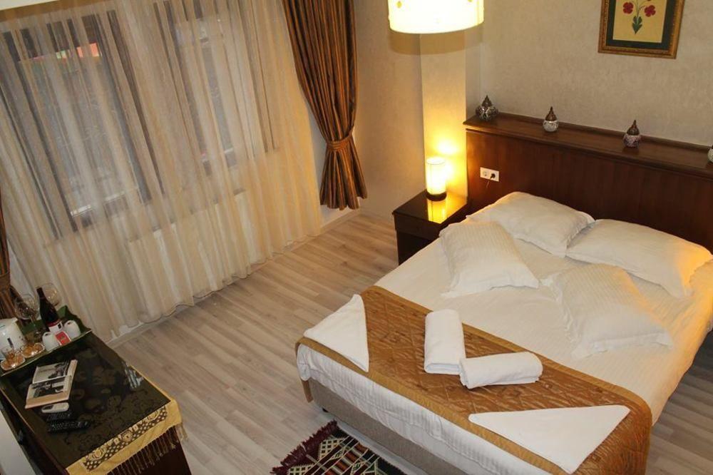Elisa Hotel Истанбул Екстериор снимка